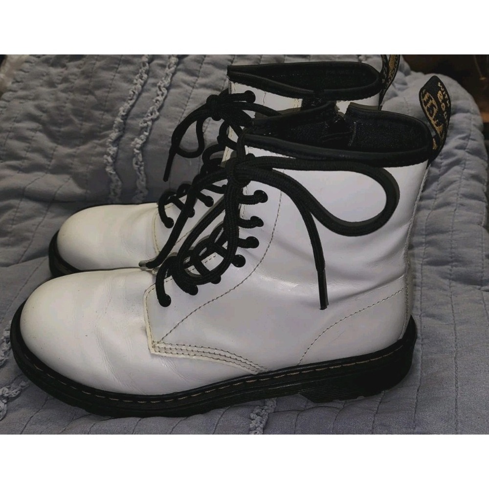 Dr Doc Martens 1460 Y Combat Boots Youth Size 6 White Leather Lace Up Side Zip